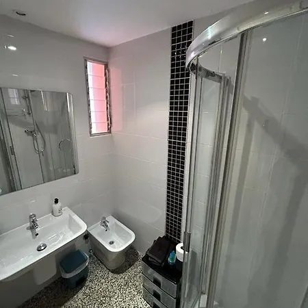 Acacias Iv 15a Apartman